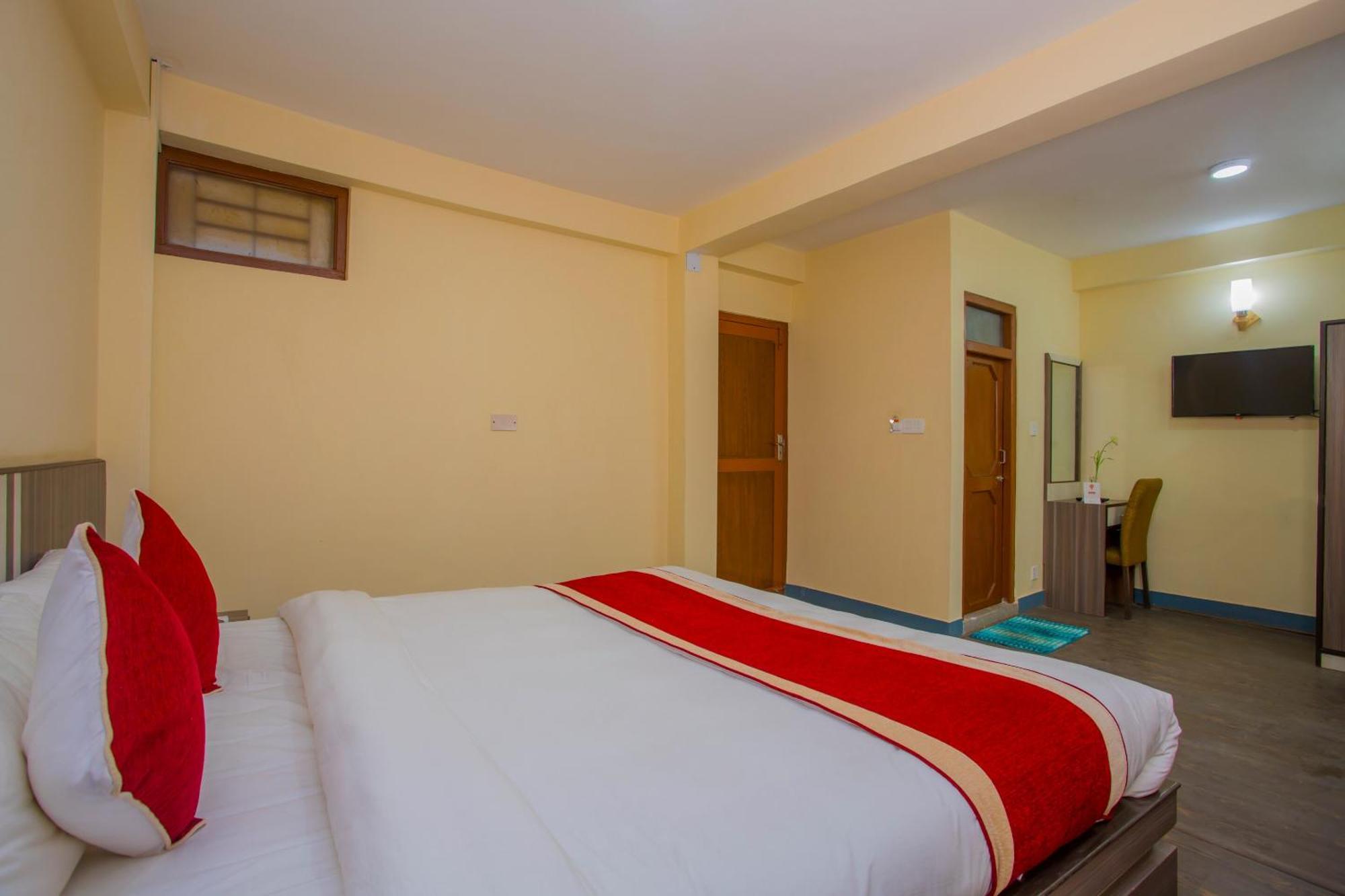 Oyo 297 Hotel Aayam Katmandu Eksteriør billede