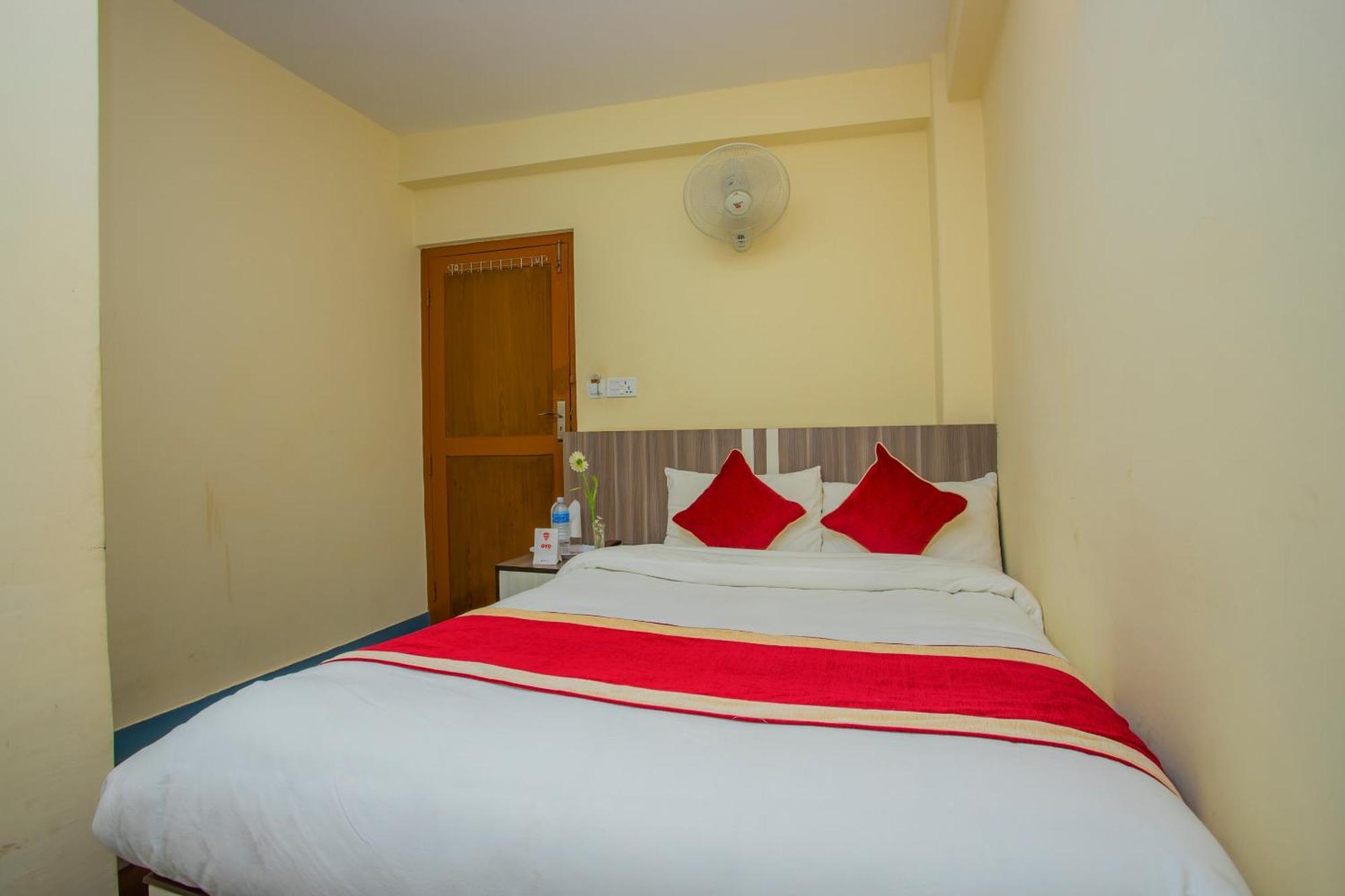 Oyo 297 Hotel Aayam Katmandu Eksteriør billede