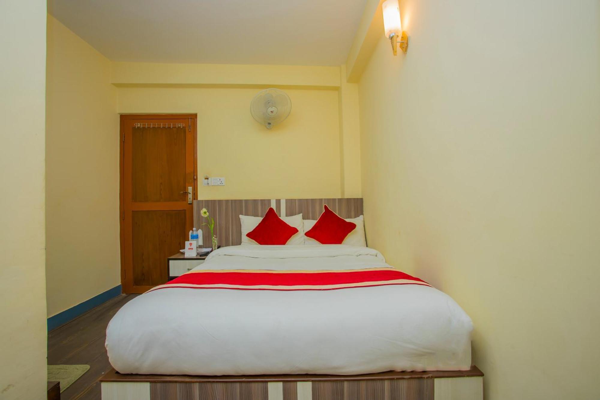Oyo 297 Hotel Aayam Katmandu Eksteriør billede